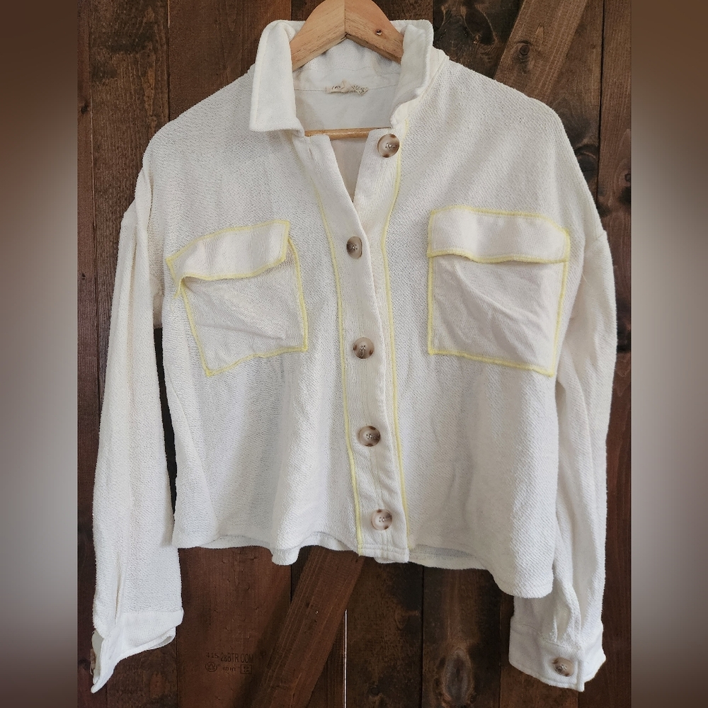 White Terry Cloth Button-Front Shacket with Bright Yellow Trim Size Small.
